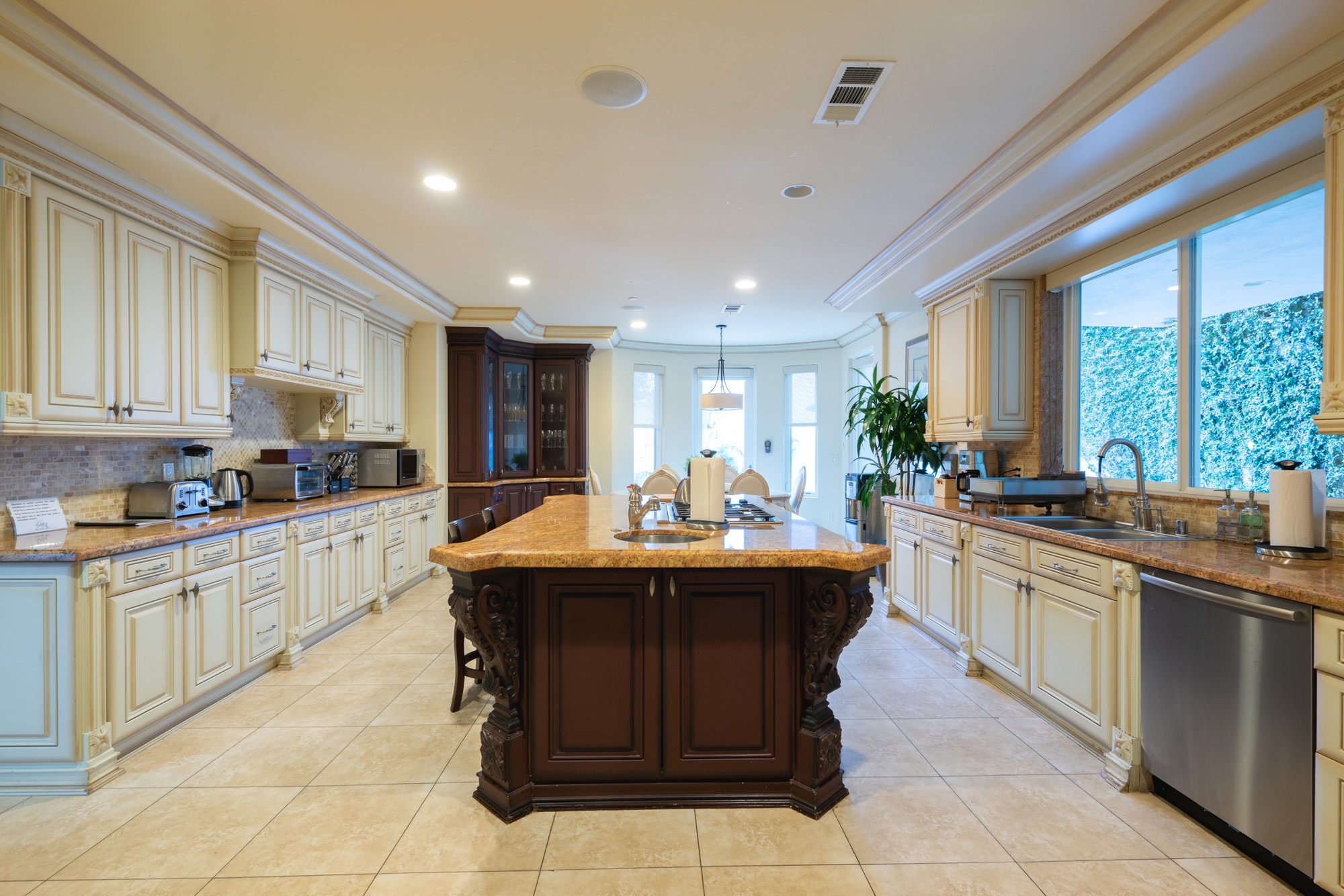 Los Angeles Home 1006637