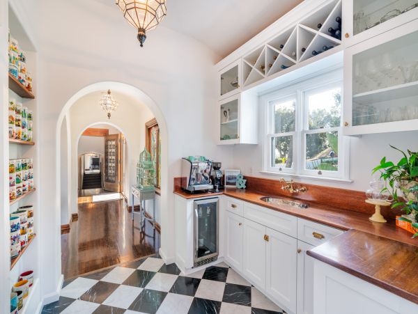 Los Angeles Home 1006640