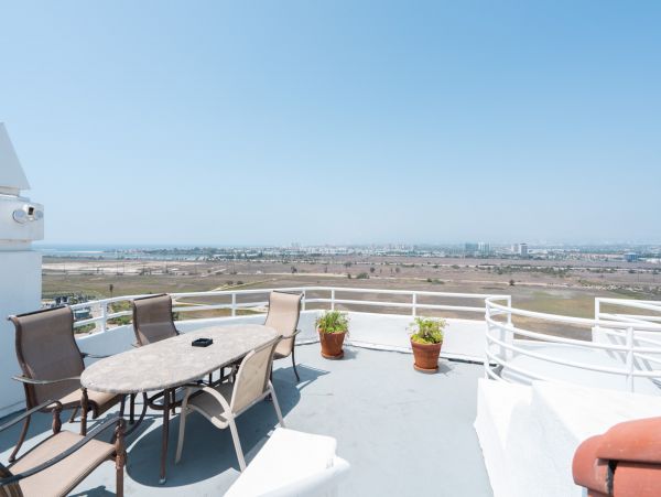 Los Angeles Home 1006646