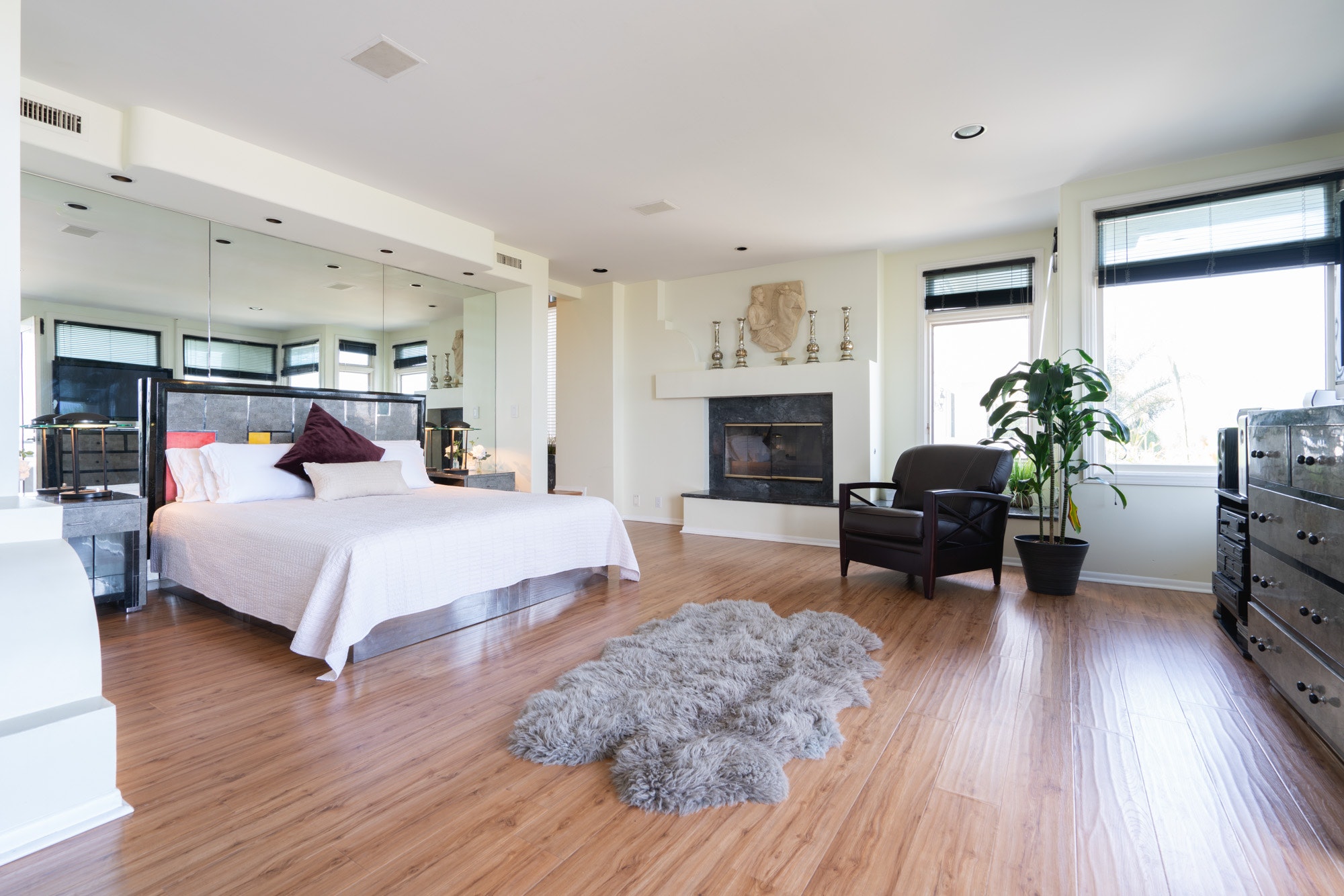Los Angeles Home 1006646