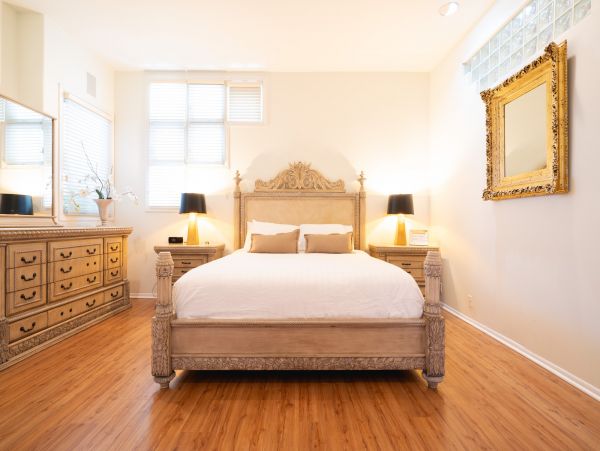 Los Angeles Home 1006646