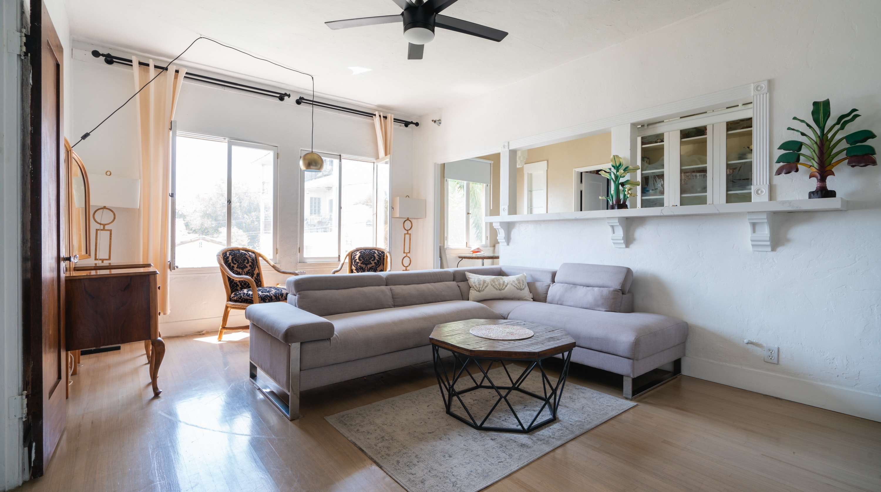 Los Angeles Home 1006650
