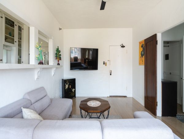 Los Angeles Home 1006650