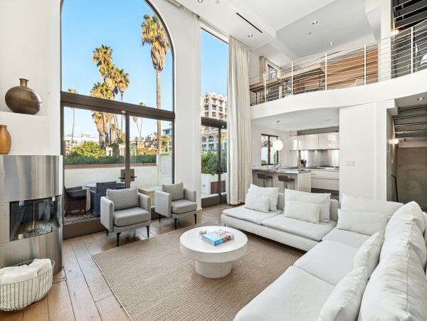 Los Angeles Home 1006654