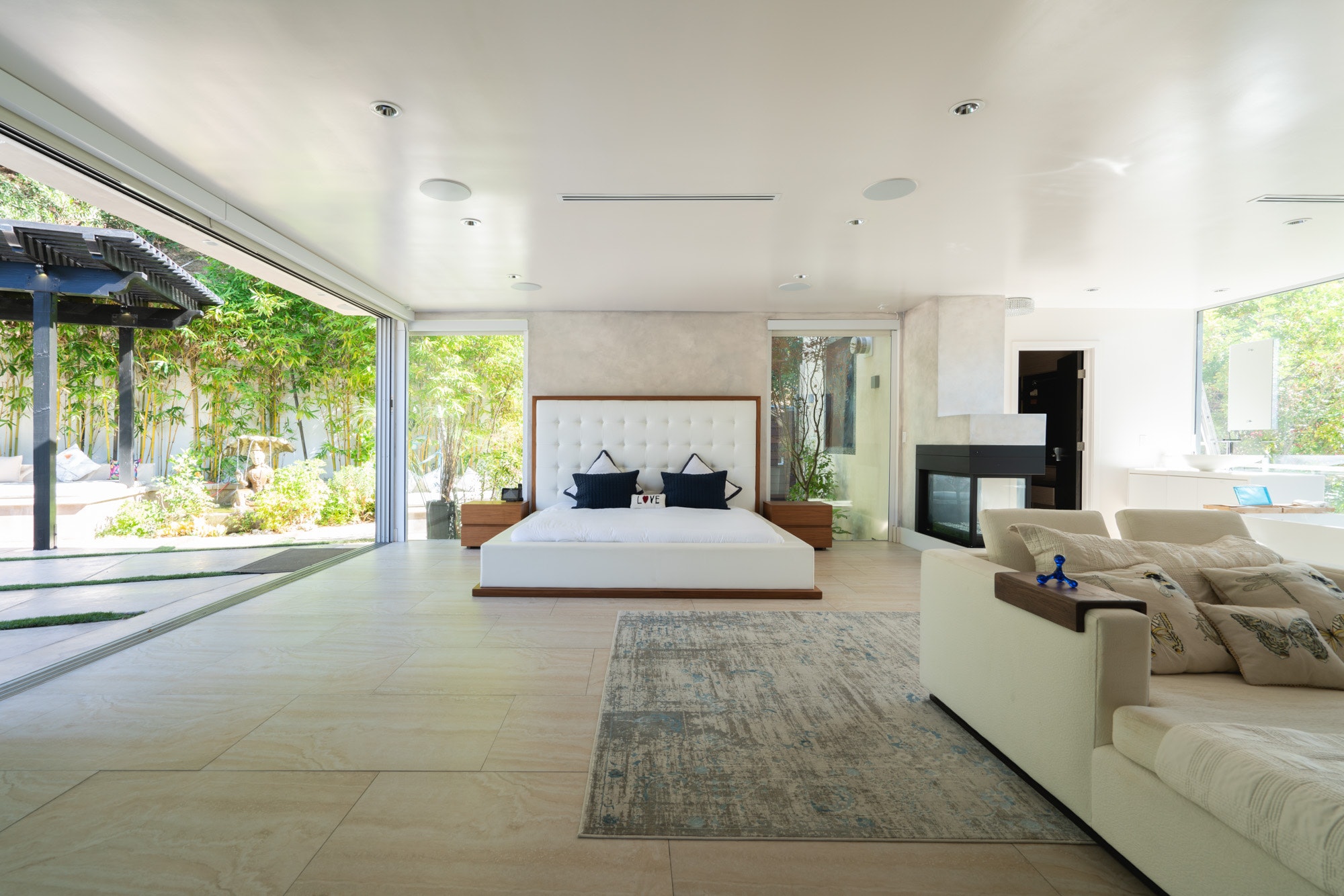 Los Angeles Home 1006659