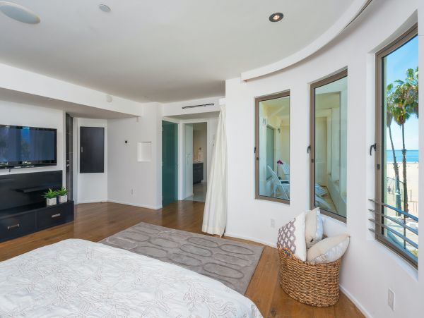 Los Angeles Home 1006660