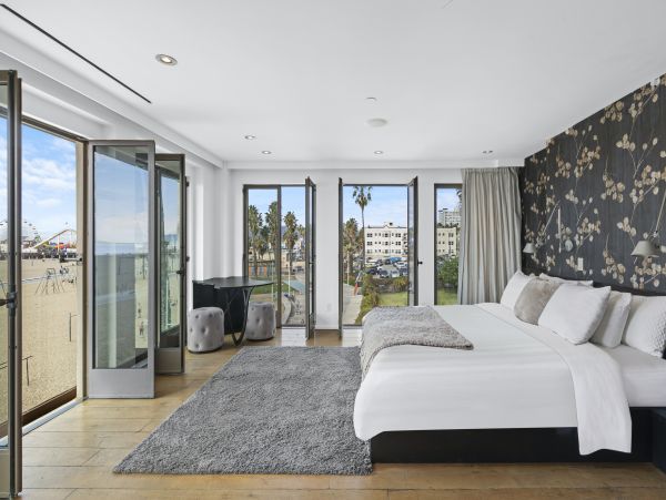 Los Angeles Home 1006664