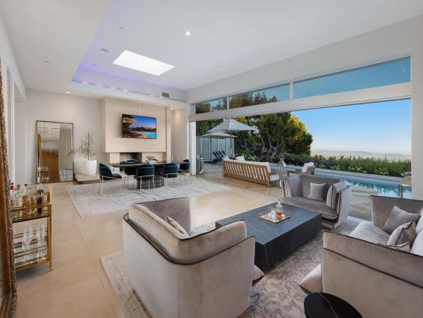Los Angeles Home 1006671