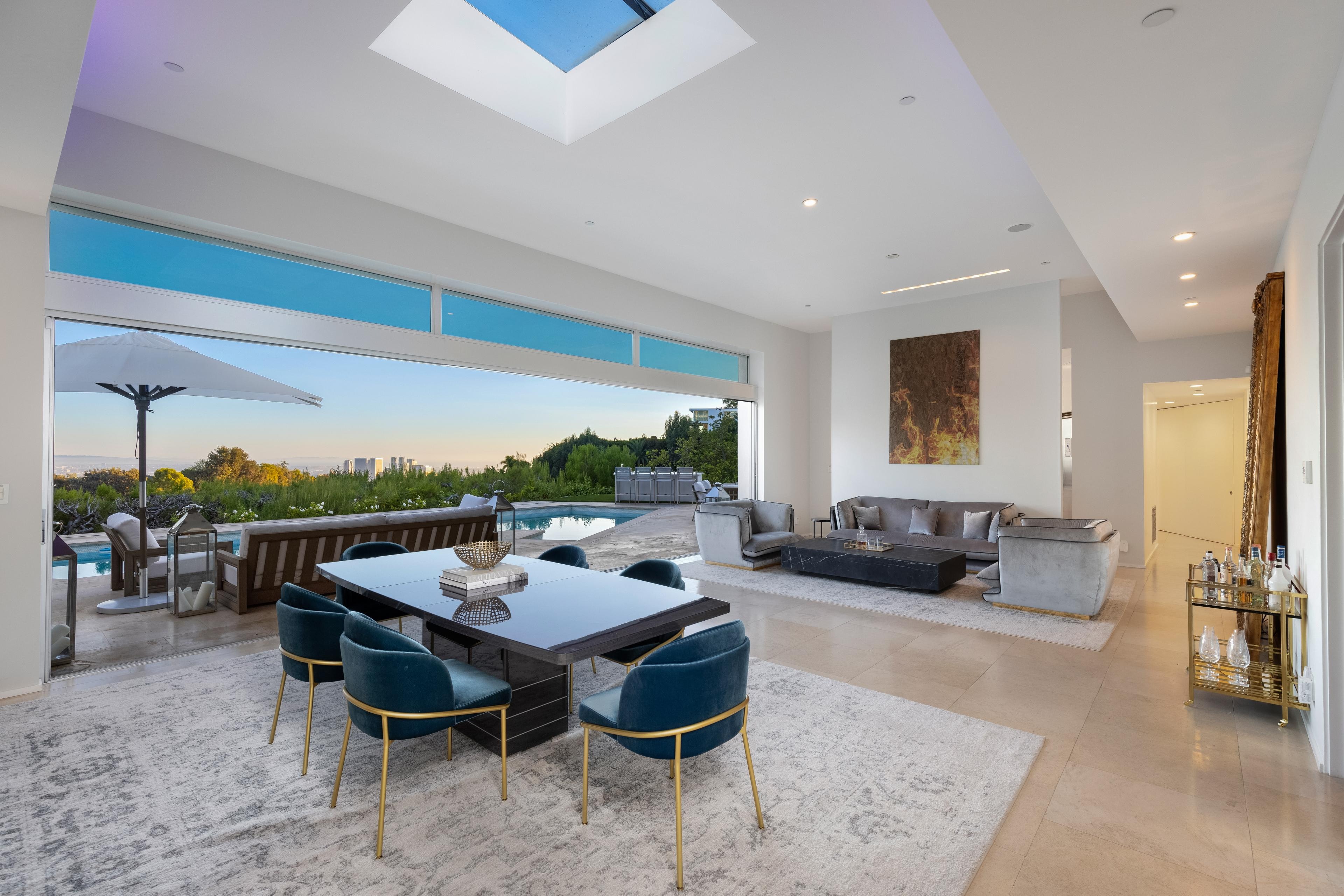 Los Angeles Home 1006671
