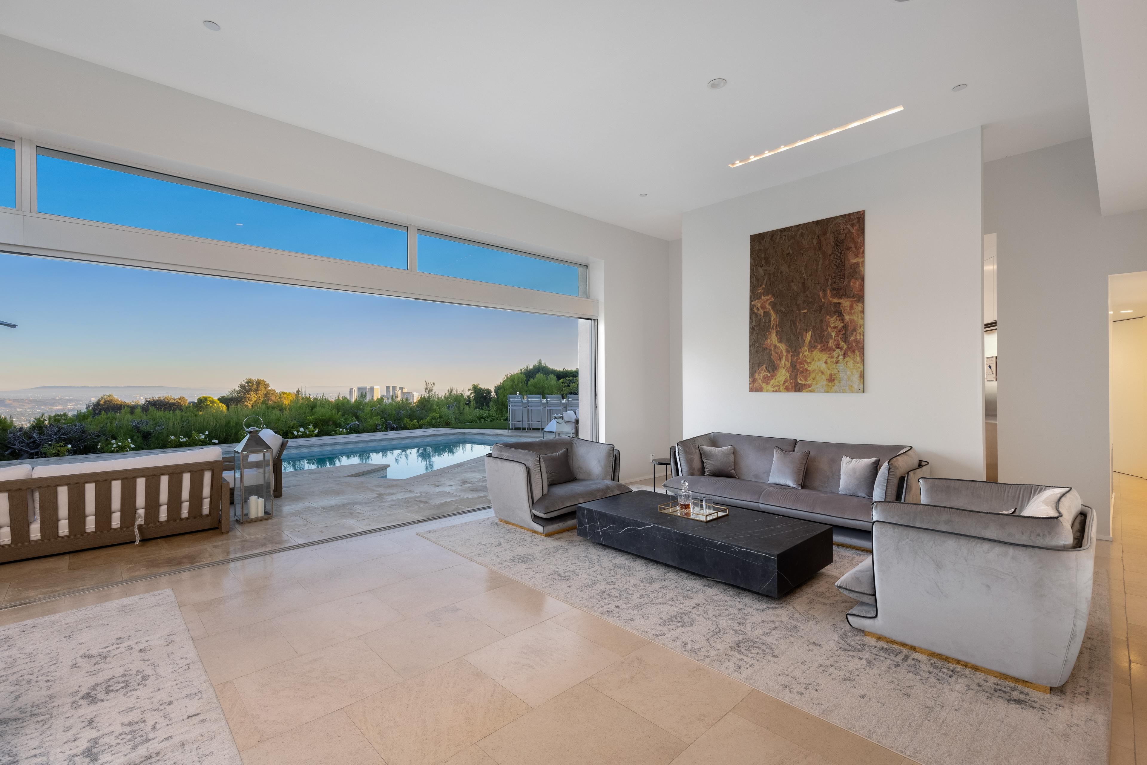 Los Angeles Home 1006671