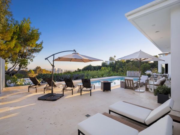 Los Angeles Home 1006671