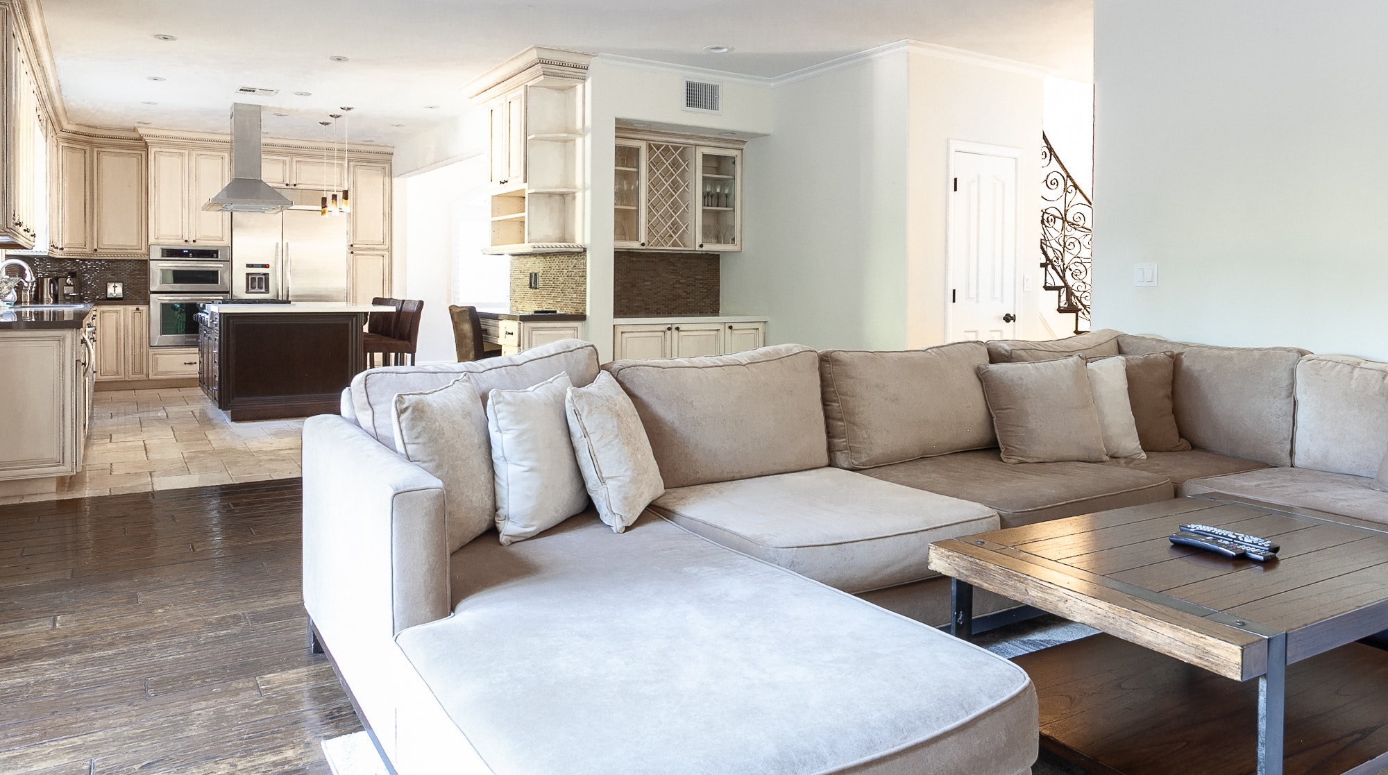 Los Angeles Home 1006676