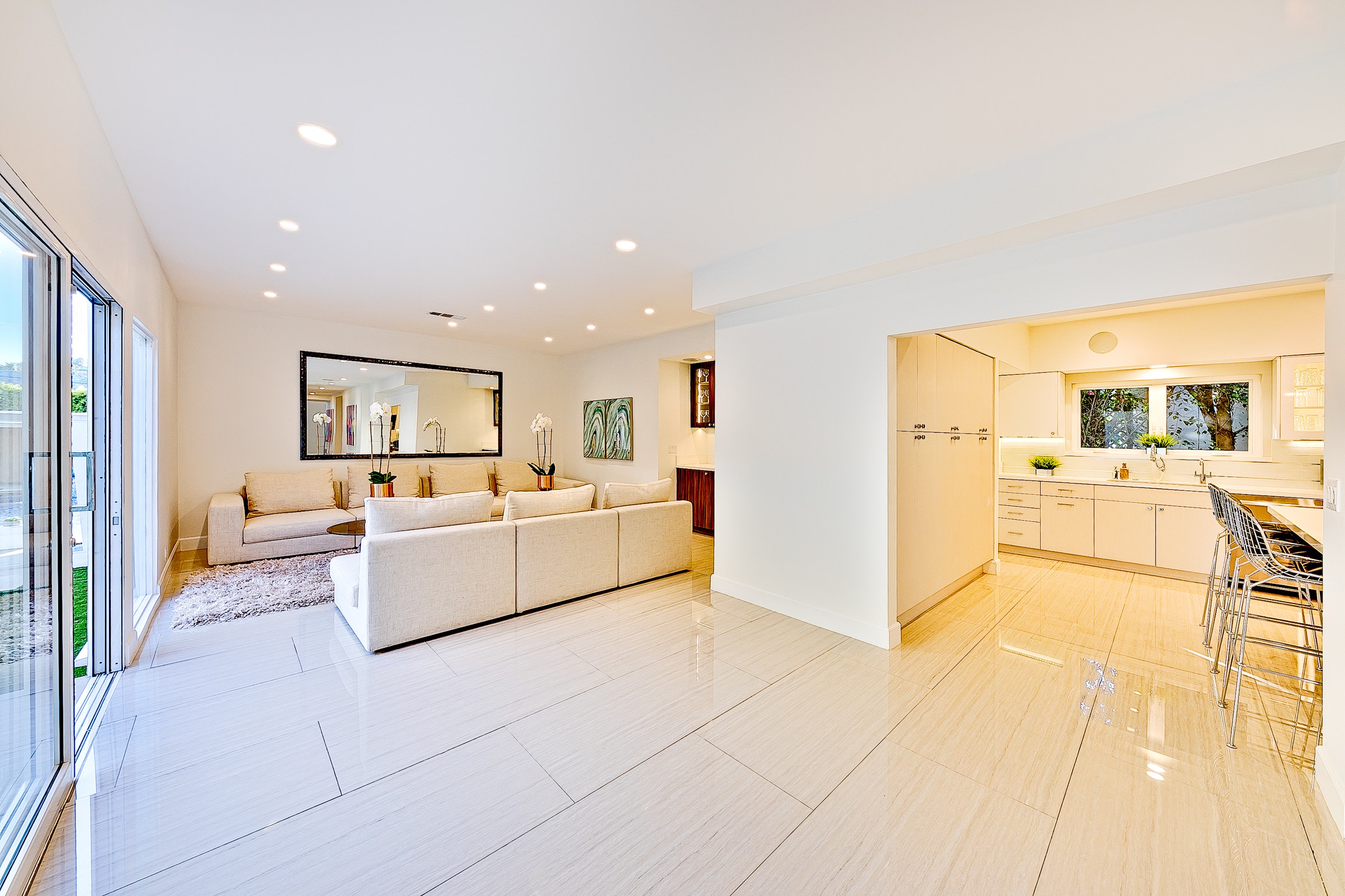 Los Angeles Home 1006677
