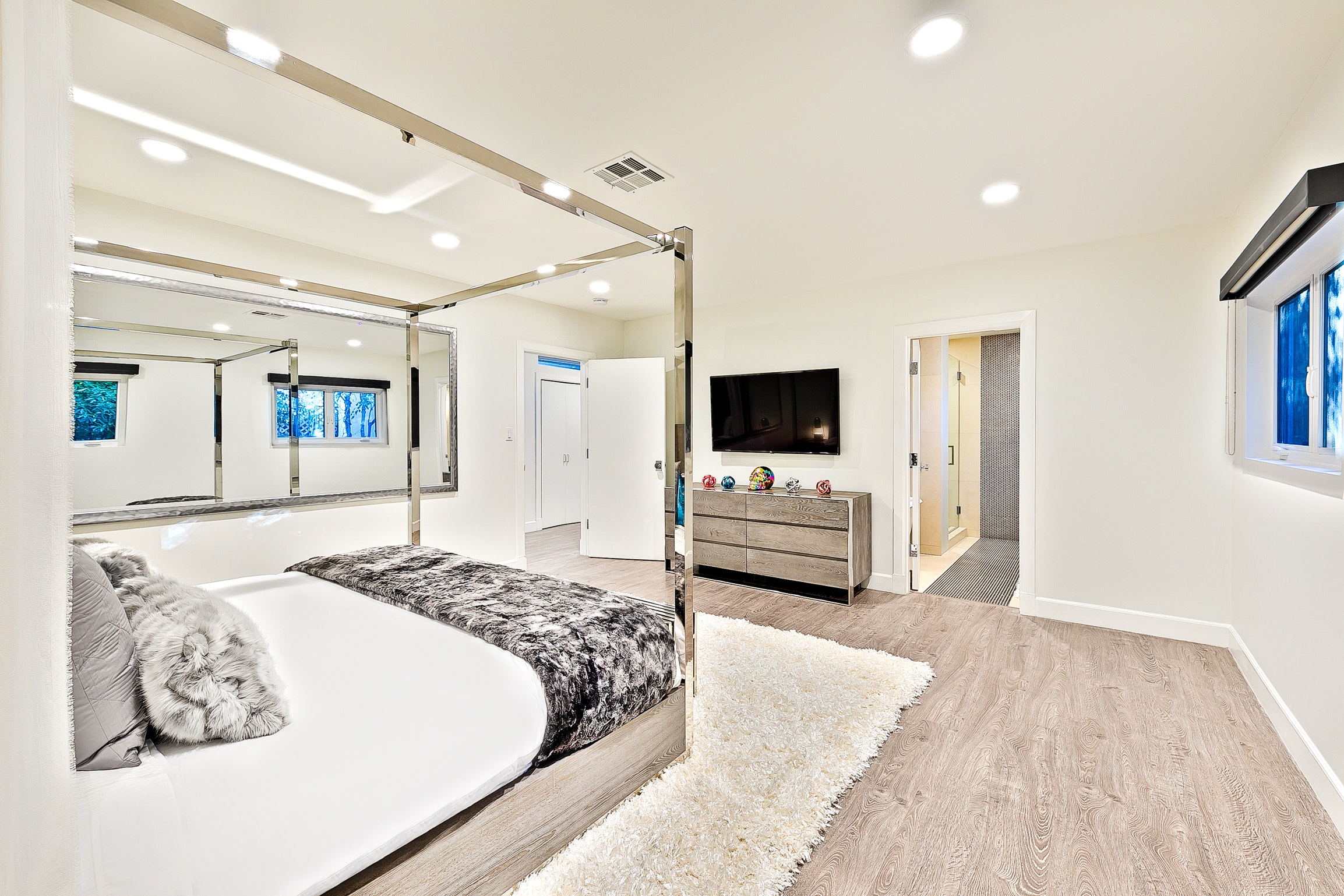 Los Angeles Home 1006677