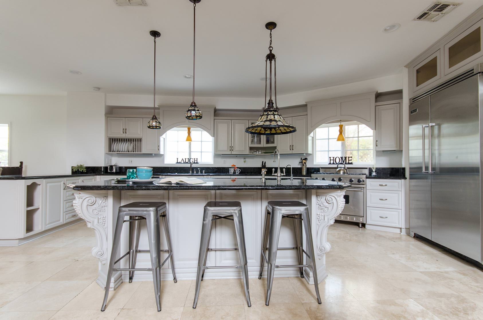 Los Angeles Home 1006680