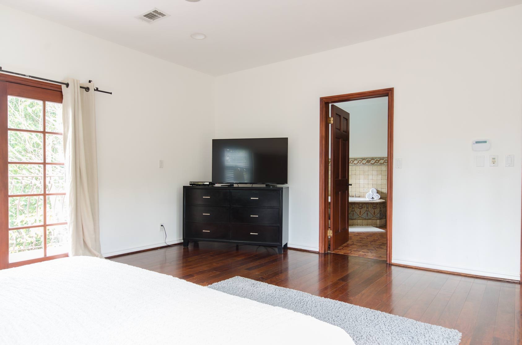 Los Angeles Home 1006680