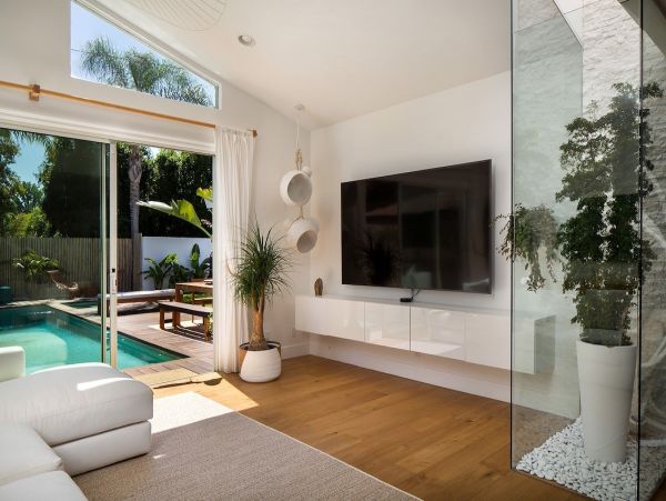 Los Angeles Home 1006681