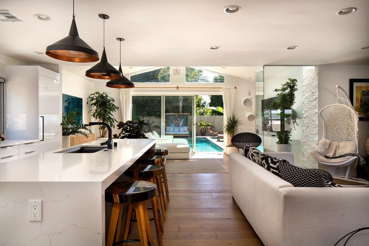 Los Angeles Home 1006681