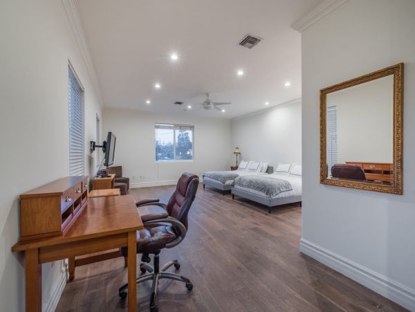 Los Angeles Home 1006682