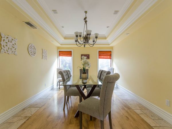 Los Angeles Home 1006684