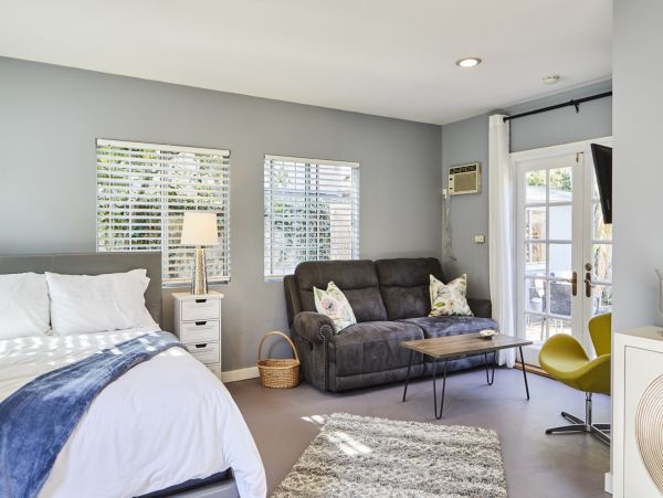 Los Angeles Home 1006689