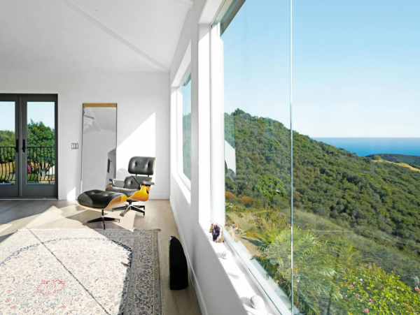 Luxury Five Bedroom Vacation Rental with Stunning Views