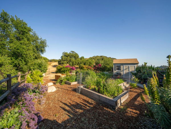 Luxury Five Bedroom Vacation Rental with Stunning Views