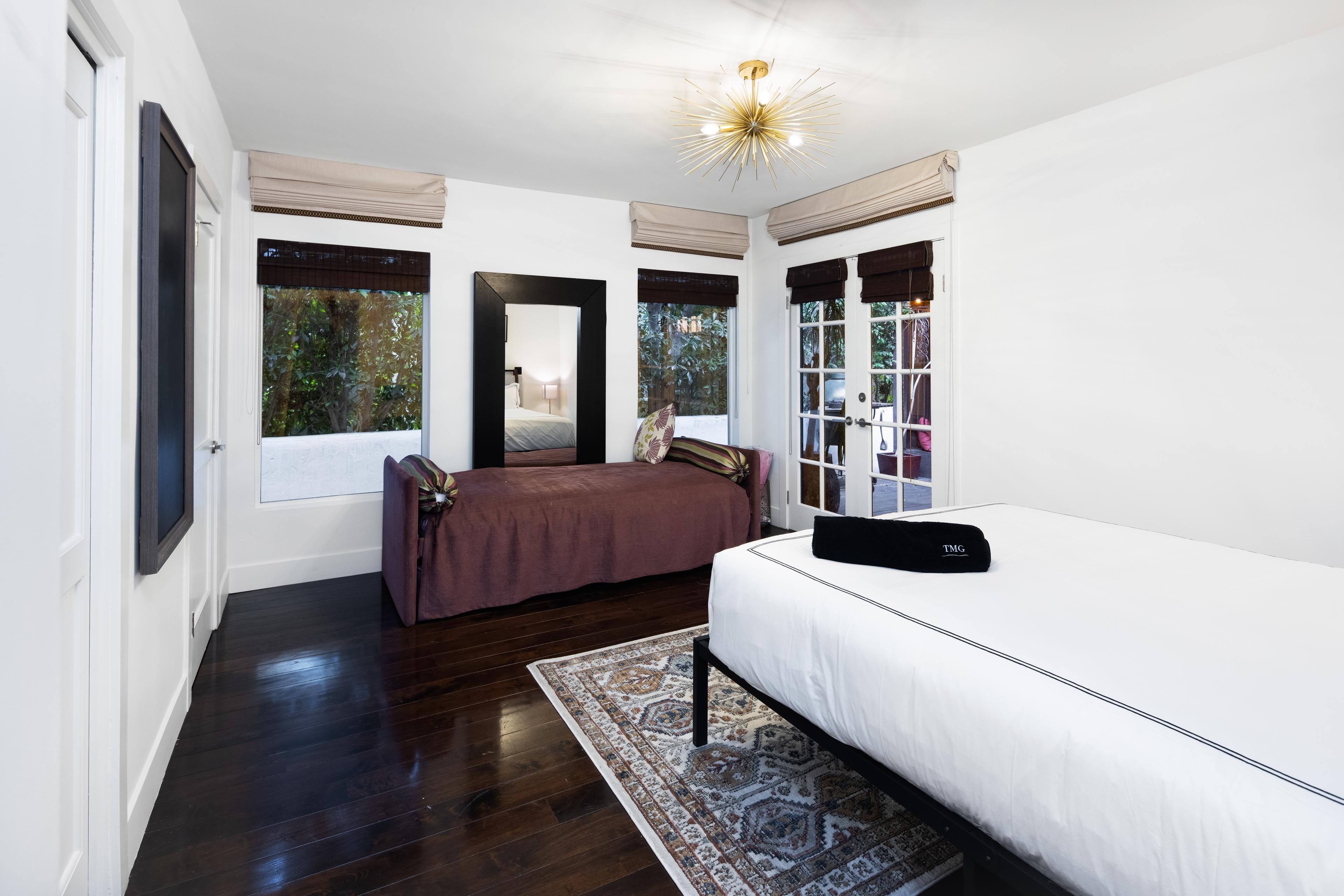 Los Angeles Home 1006700