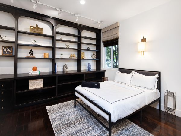 Los Angeles Home 1006700