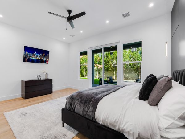Los Angeles Home 1006701