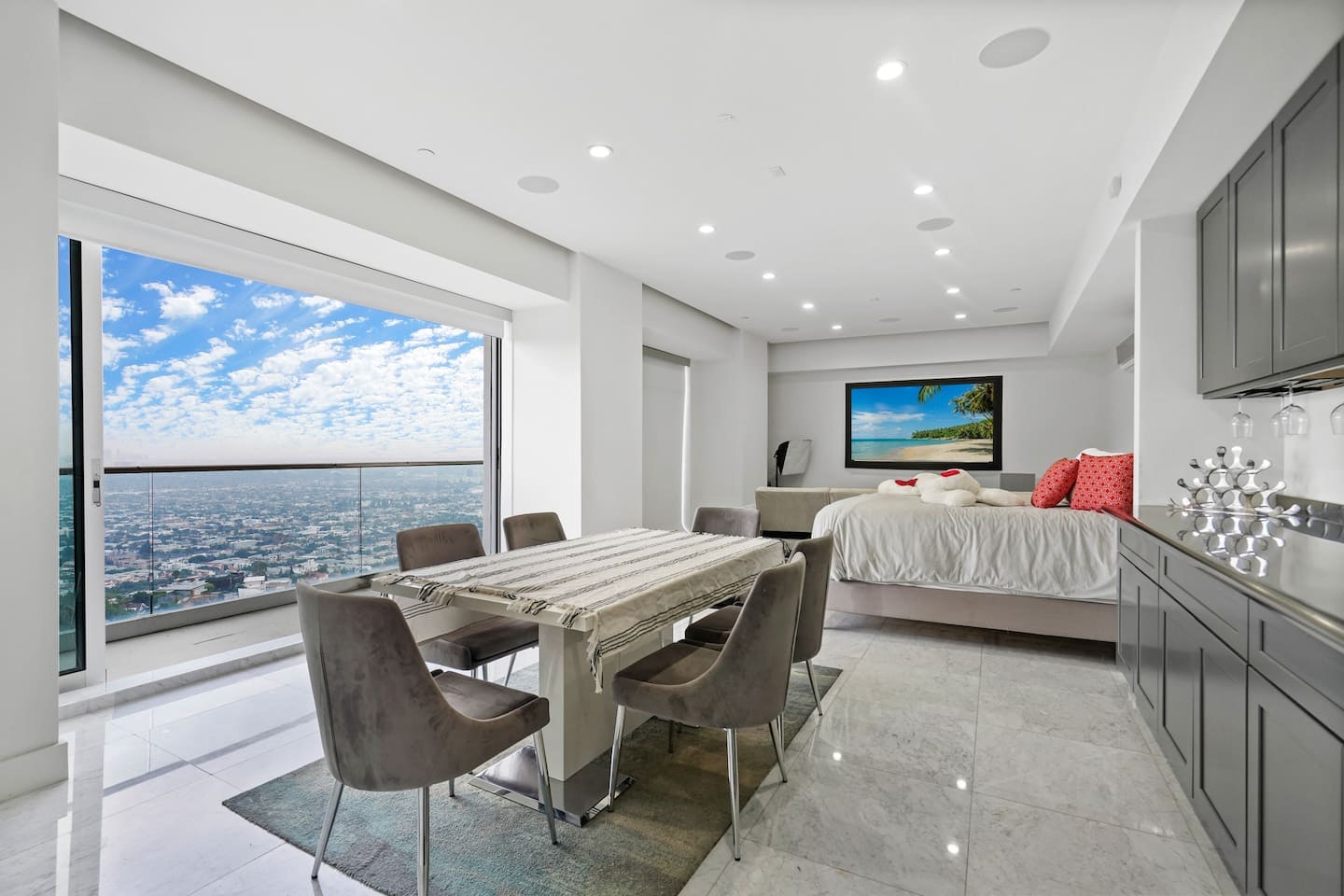 Los Angeles Home 1006702