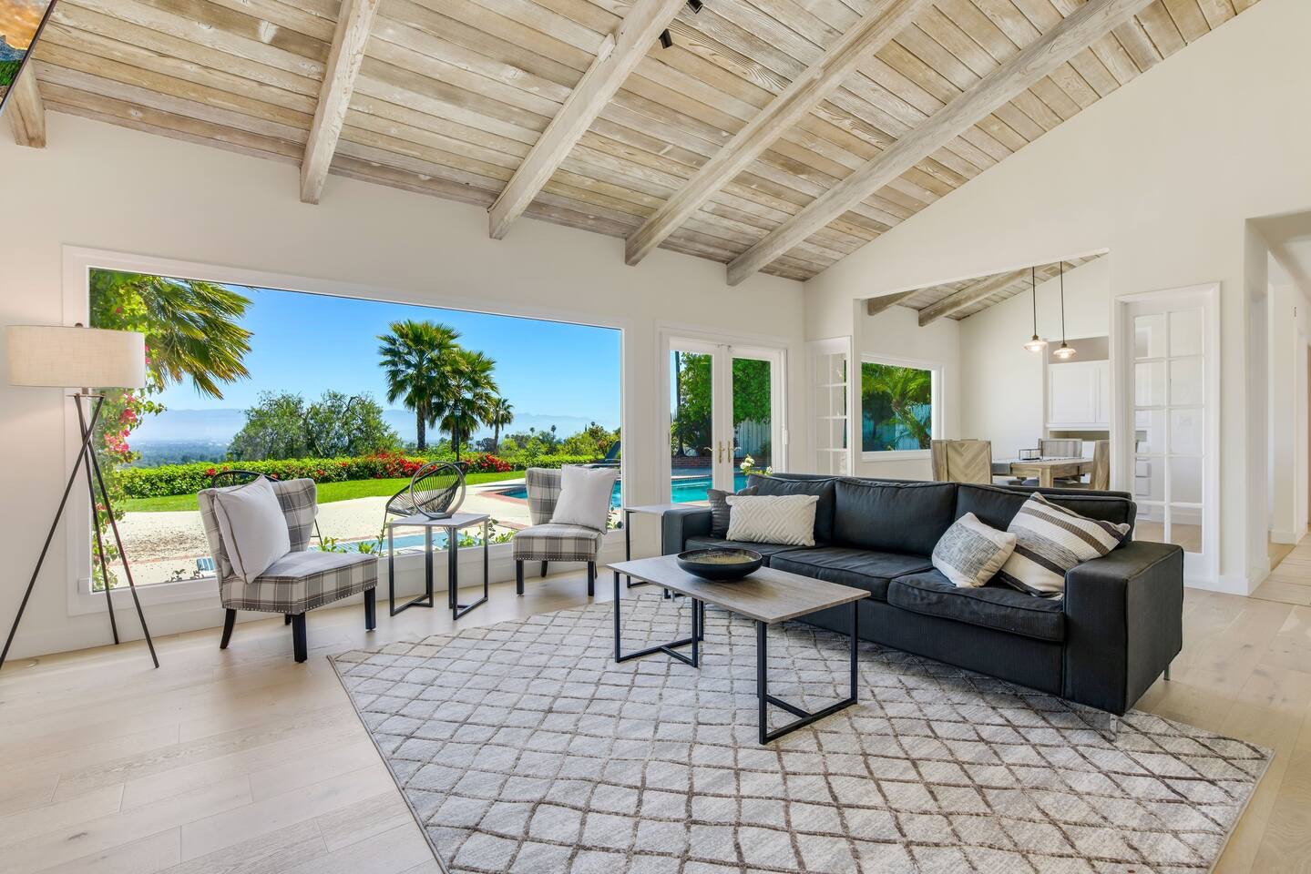 Los Angeles Home 1006703