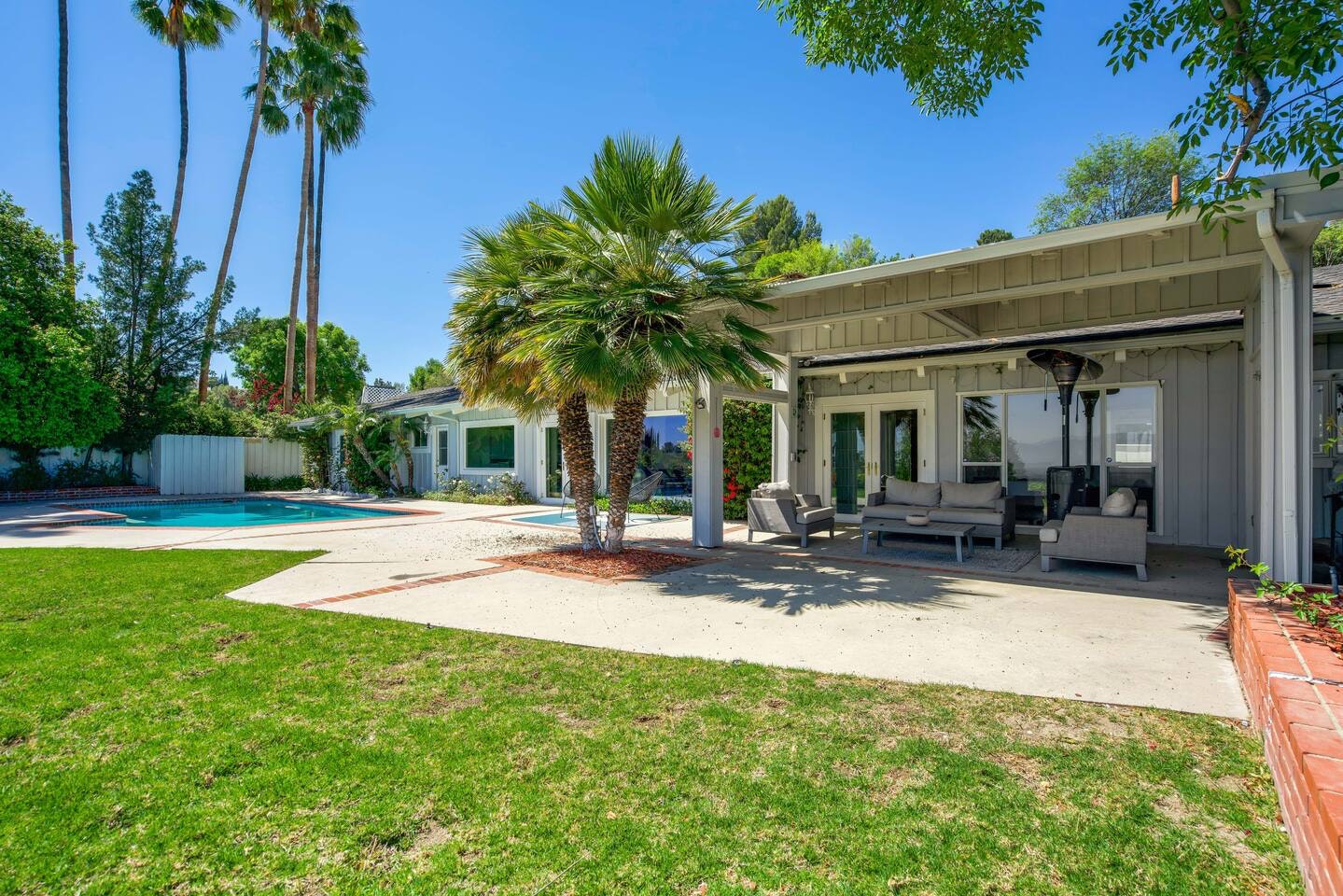 Los Angeles Home 1006703