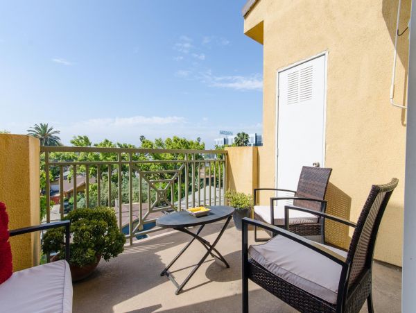 Los Angeles Home 1006712
