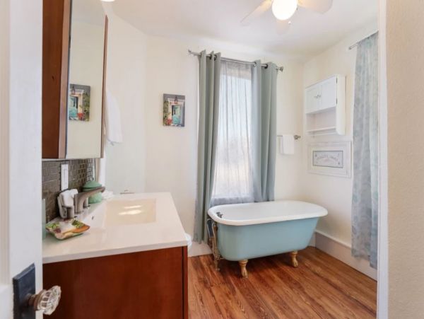 Luxury Sarasota Vacation Pool Home Four Bedrooms Sleeps 8