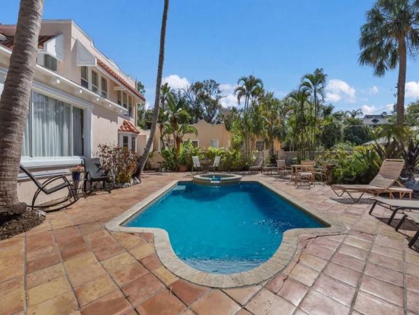 Luxury Sarasota Vacation Pool Home Four Bedrooms Sleeps 8