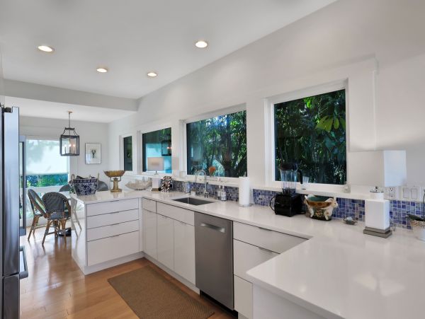 Beachfront 3 Bedroom Vacation Rental in Longboat Key