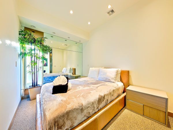 Los Angeles Home 1006722