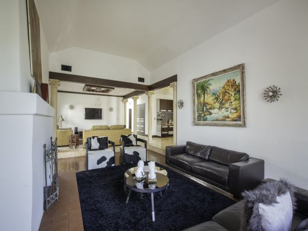 Los Angeles Home 1006724