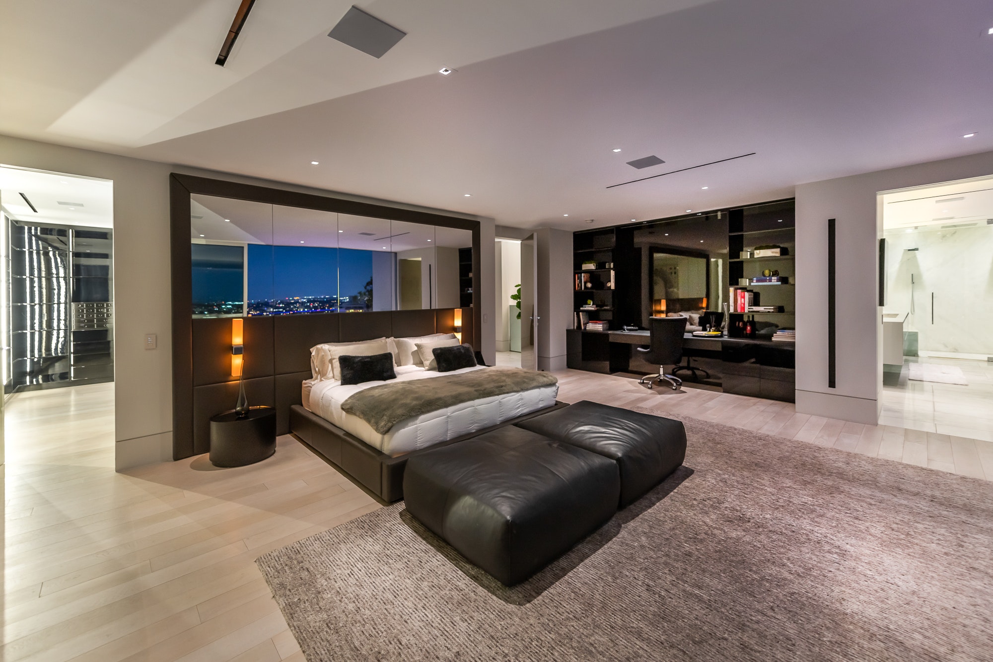 Los Angeles Home 1006728