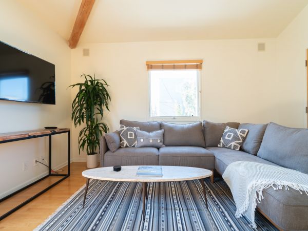 Los Angeles Home 1006743