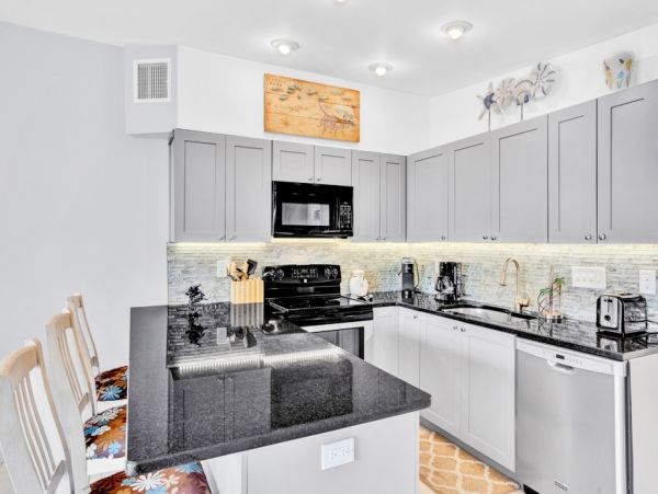 Key Colony Vacation Duplex Three Bedrooms Walk To Beach