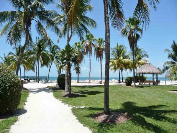 Key Colony Vacation Duplex Three Bedrooms Walk To Beach