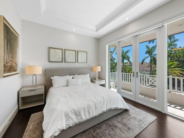 Stunning Lauderdale Vacation Home with Private Pool & Spa