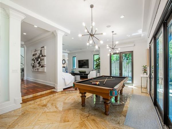 Gorgeous Fort Lauderdale Vacation Home with Pool Canal Front