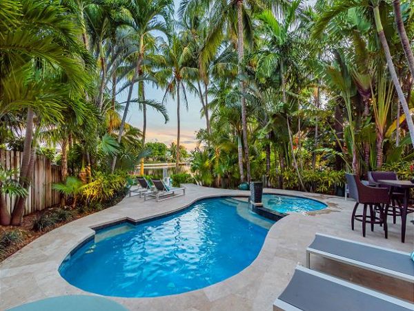 Gorgeous Fort Lauderdale Vacation Home with Pool Canal Front