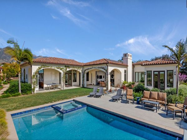 Santa Barbara Contemporary Vacation Home