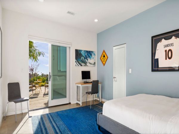 Santa Barbara Contemporary Vacation Home