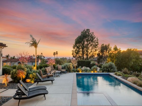 Santa Barbara Contemporary Vacation Home