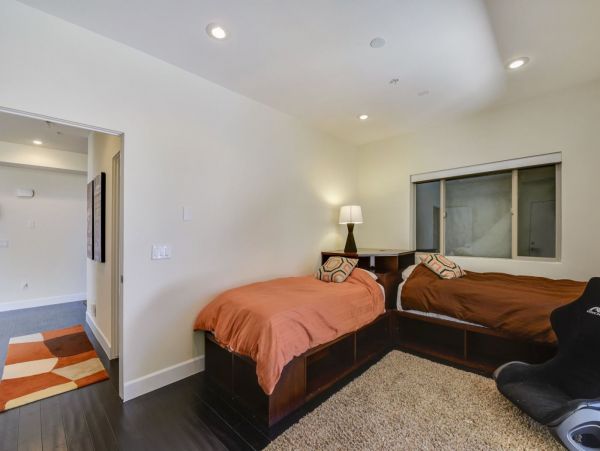 Brighton Home 1006776